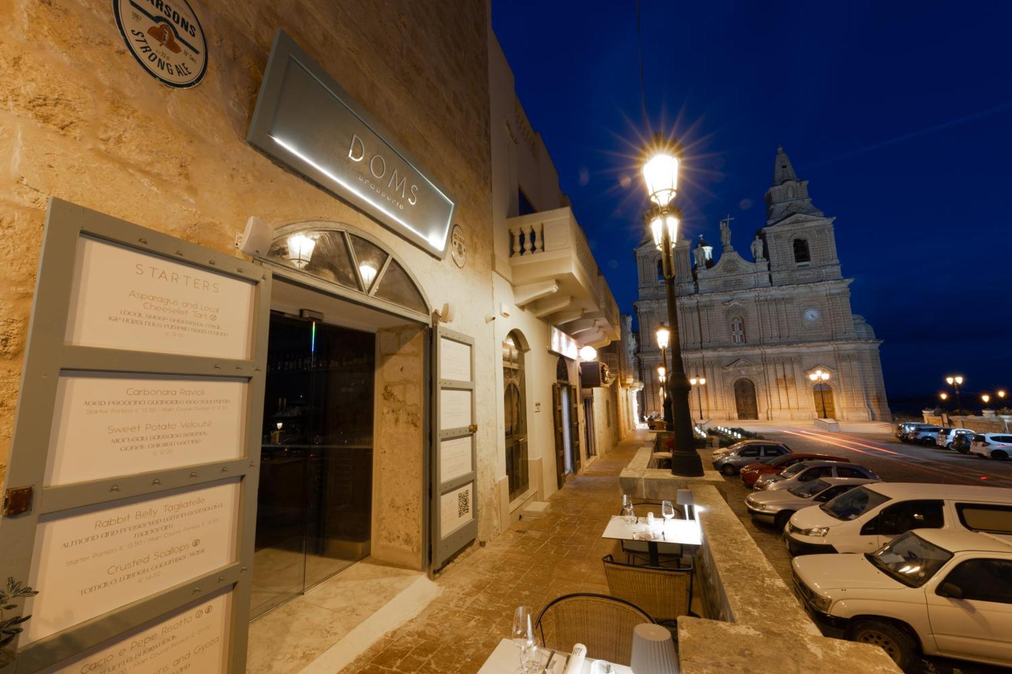 Doms Boutique Living Hotel Mellieha Bagian luar foto